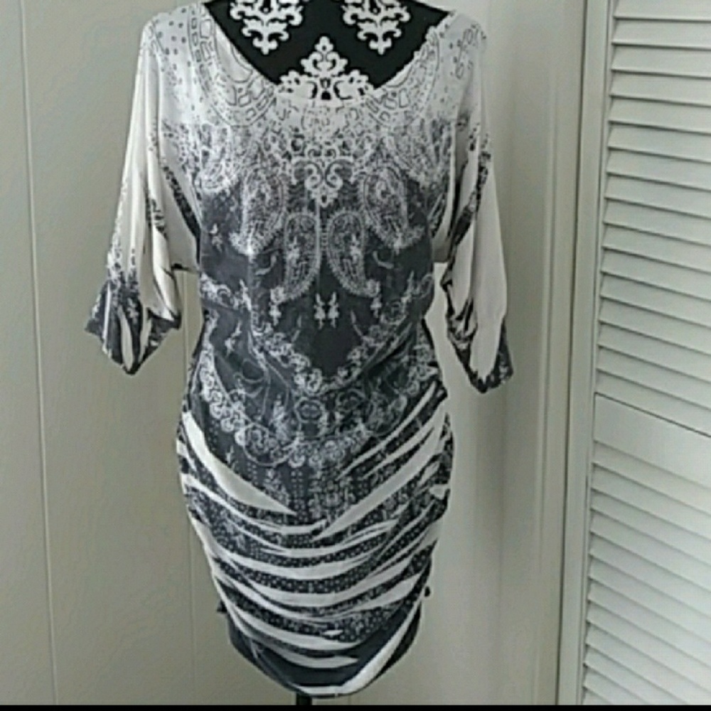 DRESS